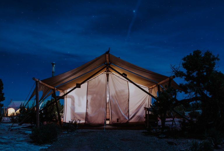 Luxury vs. Affordable: Finding the Perfect Balance for Your Outdoor Travel Experience